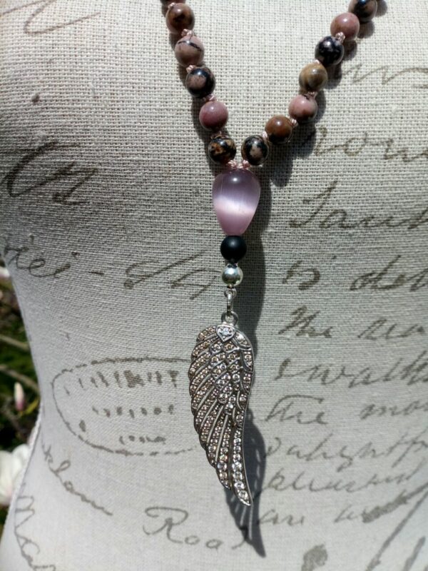 Mala "Rhodonit, Rosenquarz und Onyx mit Engelflügel"