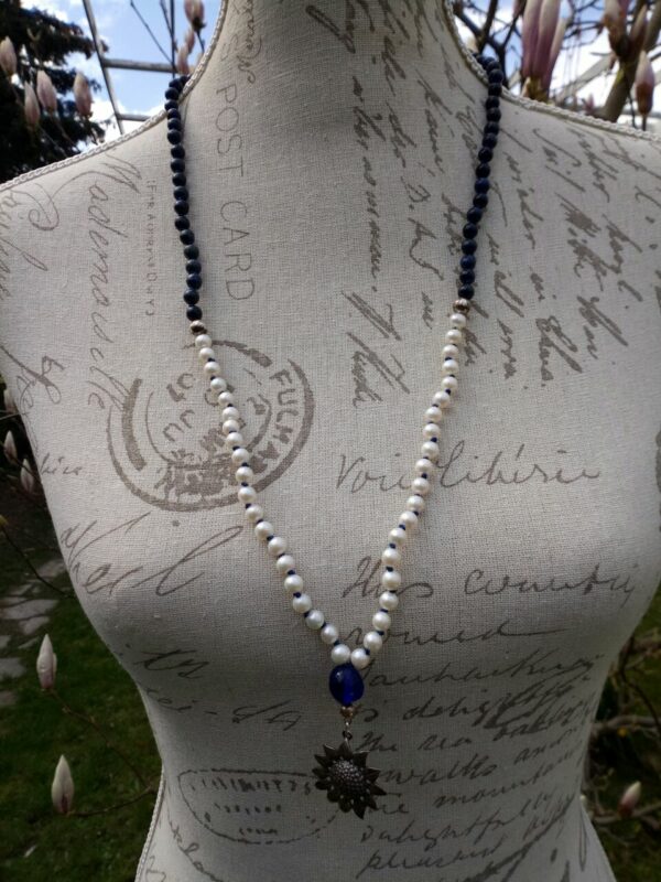Mala "Perlen und Lapislazuli mit Sonnenblume" – Bild 3